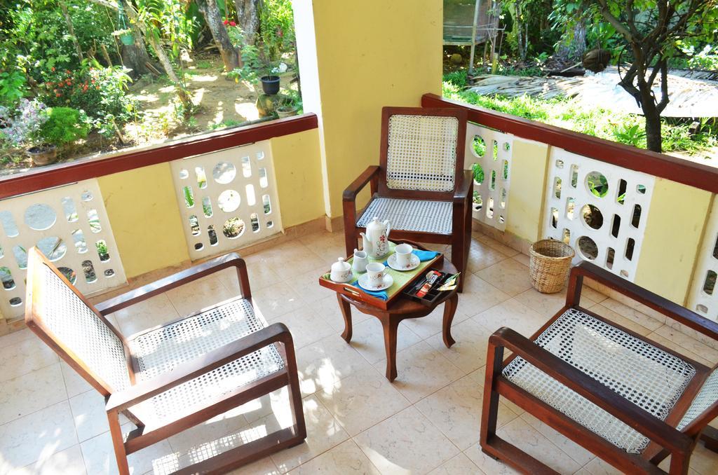 Green Leaves Garden - Pinnawala Exterior foto